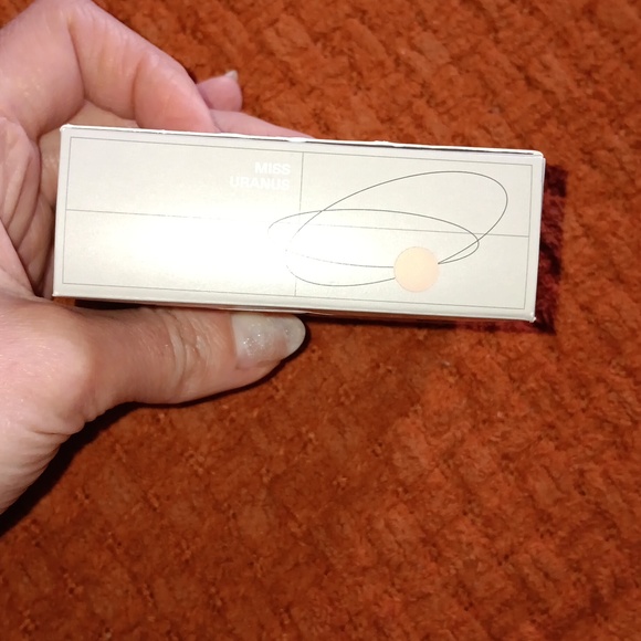 R.E.M. Beauty Interstellar Highlighter Topper Miss Uranus NIB - Picture 4 of 5